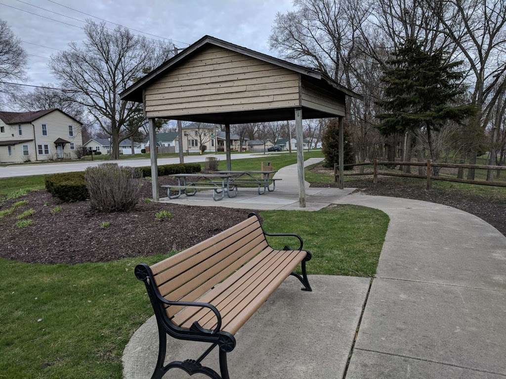 Veterans Park | 102 E Mondamin St, Minooka, IL 60447, USA