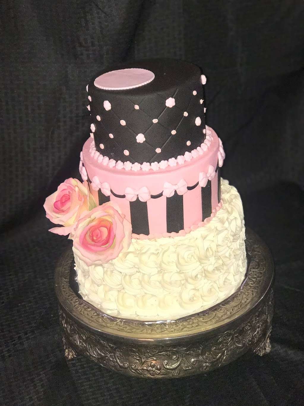 Cake Creations by Janeth | 6822 Janice St, Pearland, TX 77581, USA | Phone: (832) 766-8919