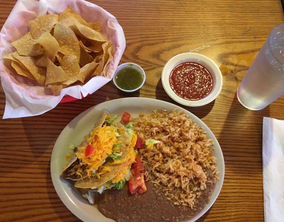 Arizolas Mexican Restaurant | 6055 Lake Worth Blvd, Fort Worth, TX 76135 | Phone: (817) 237-4117