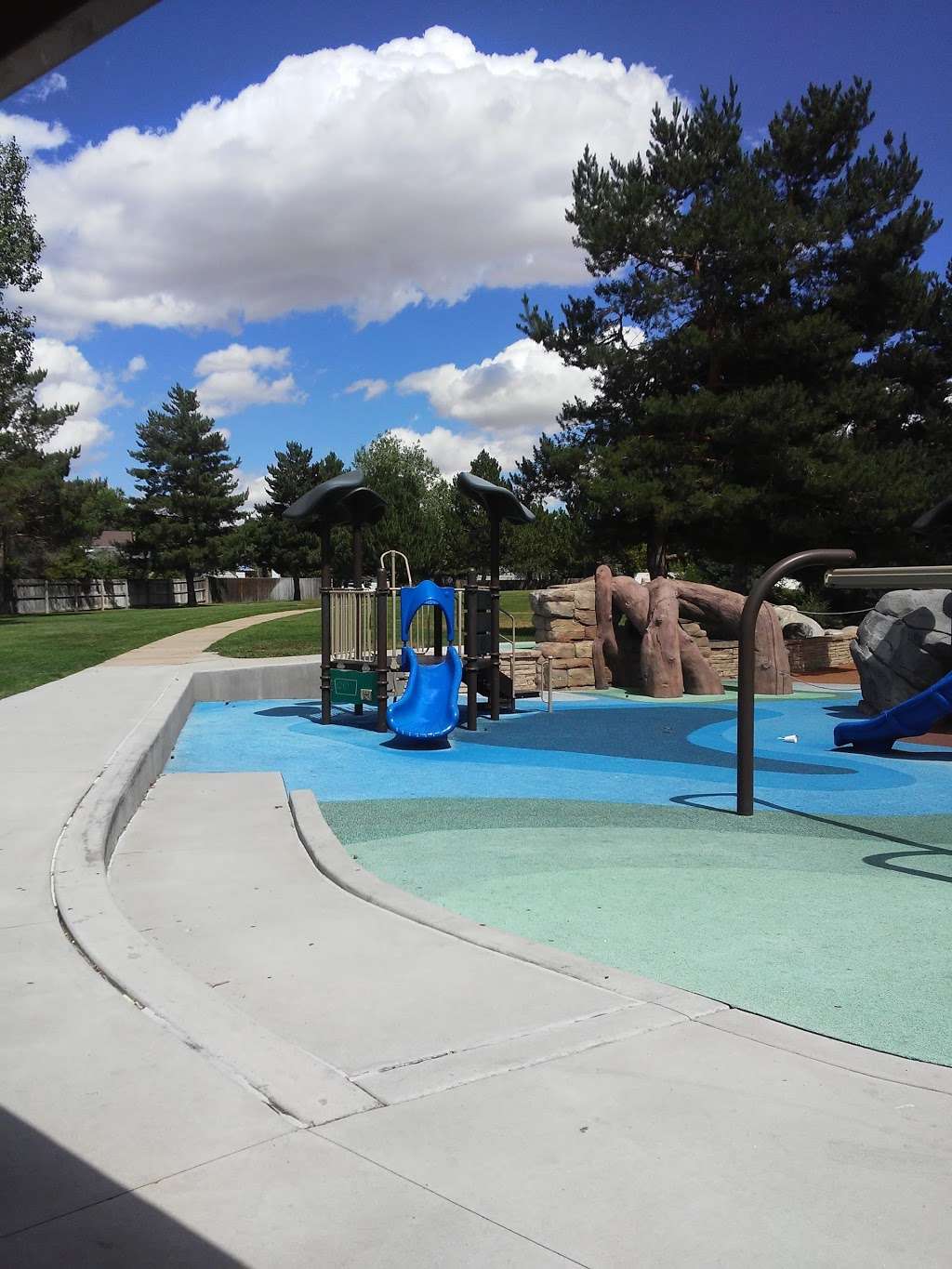 Terrace Park | 18801 E Montview Blvd, Aurora, CO 80011, USA | Phone: (303) 739-7000