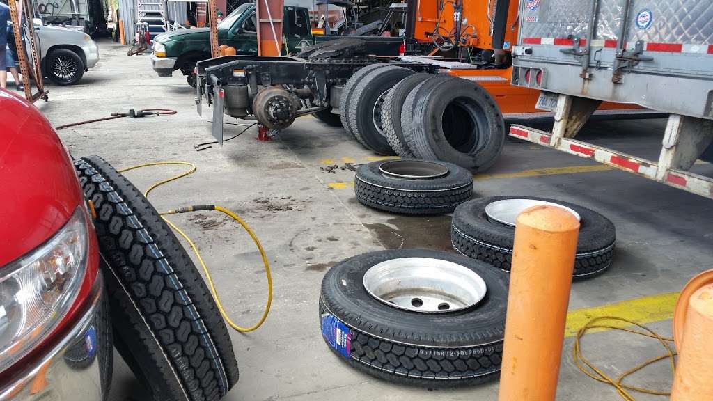 Tire Pro Mobile Commercial Truck and Trailer Tire Repair Service | 2098 Apopka Blvd, Apopka, FL 32703, USA | Phone: (321) 689-3549
