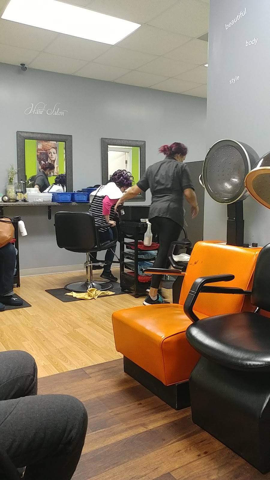 B&Y Dominican Salon | 3315 S Holden Rd, Greensboro, NC 27407, USA | Phone: (336) 852-8915