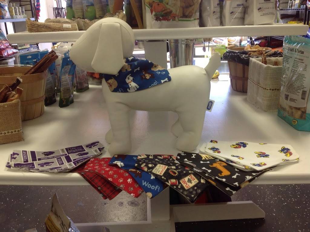 PawPrints Pet Supply | 108 N Ash Ave, Valley Center, KS 67147, USA | Phone: (316) 260-1233