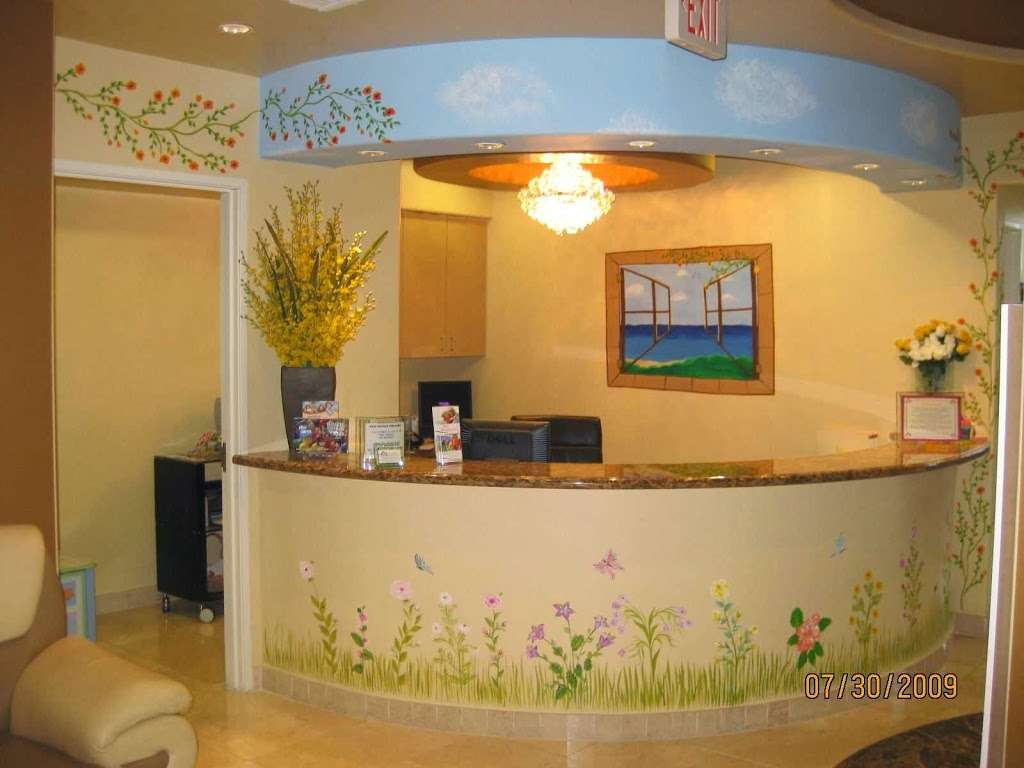 Beverly Hills Pediatric Dental | 1464 S Robertson Blvd, Los Angeles, CA 90035, USA | Phone: (310) 855-9920