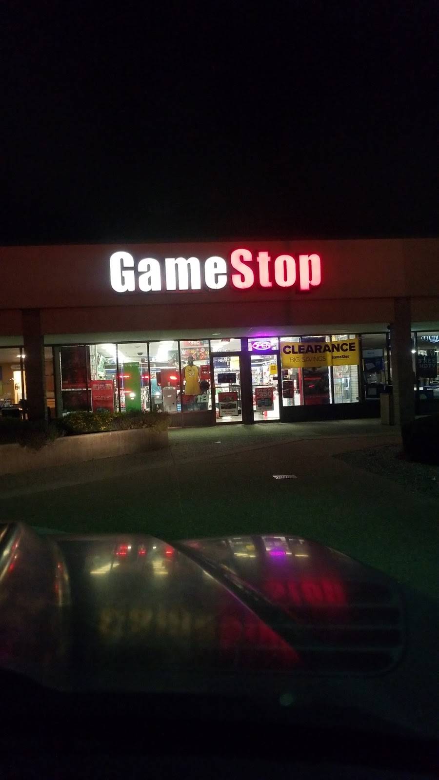 GameStop | 9582 Colerain Ave, Cincinnati, OH 45251, USA | Phone: (513) 245-1130