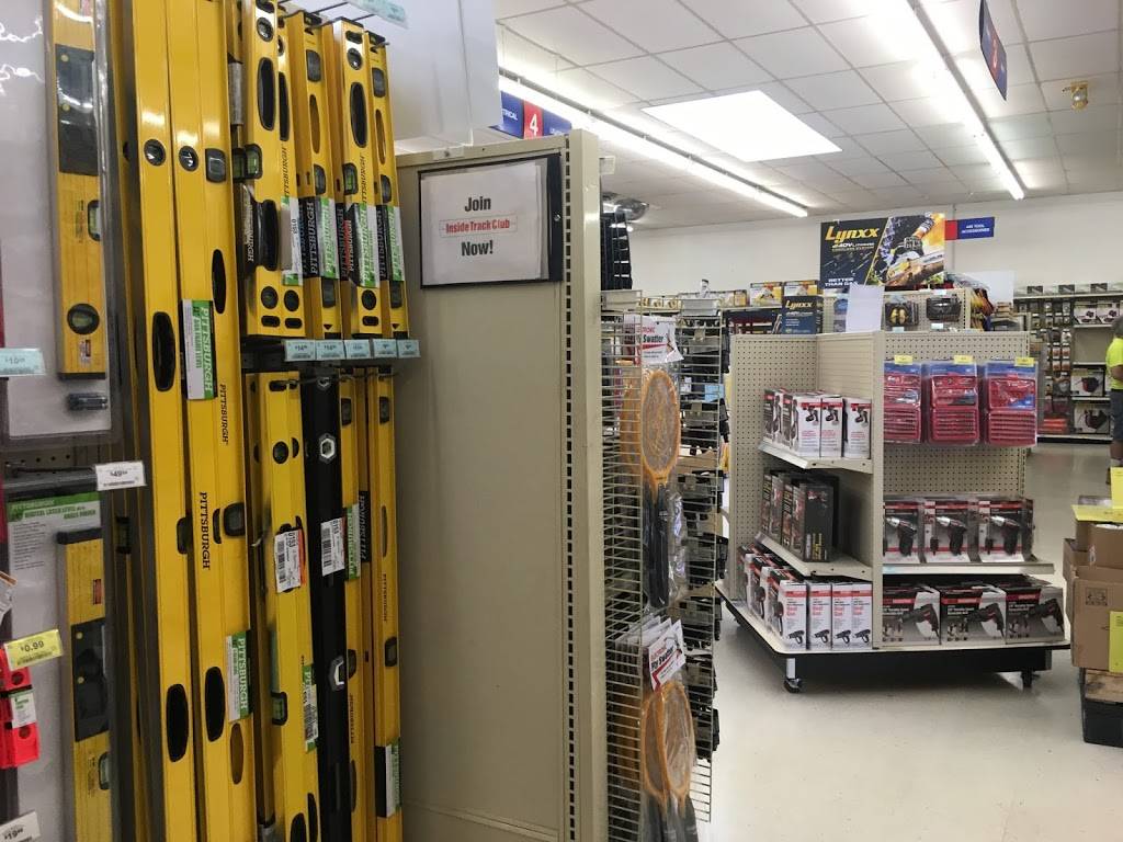 Harbor Freight Tools | 34900 Groesbeck Hwy, Clinton Twp, MI 48035, USA | Phone: (586) 790-5340