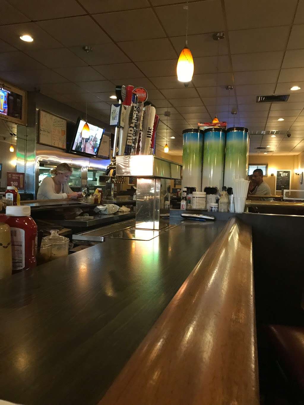 Ale House | 3546 West Chester Pike, Newtown Square, PA 19073, USA | Phone: (610) 353-1618