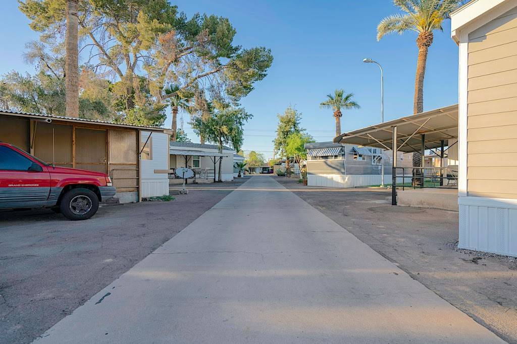 Christown Mobile Home Park | 1919 W Colter St, Phoenix, AZ 85015 | Phone: (623) 499-3929