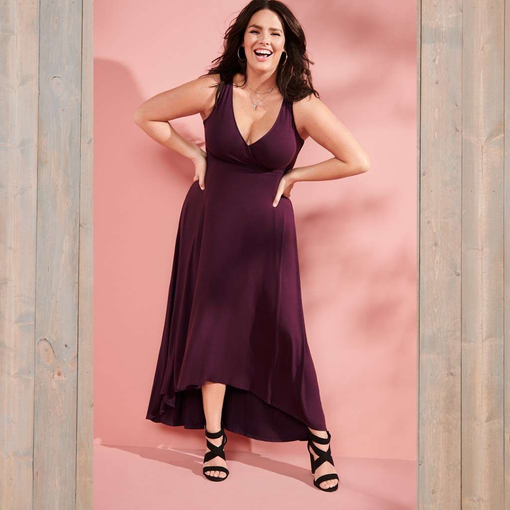 Torrid | 745 N Alafaya Trl Spc H02, Orlando, FL 32828, USA | Phone: (407) 282-4289