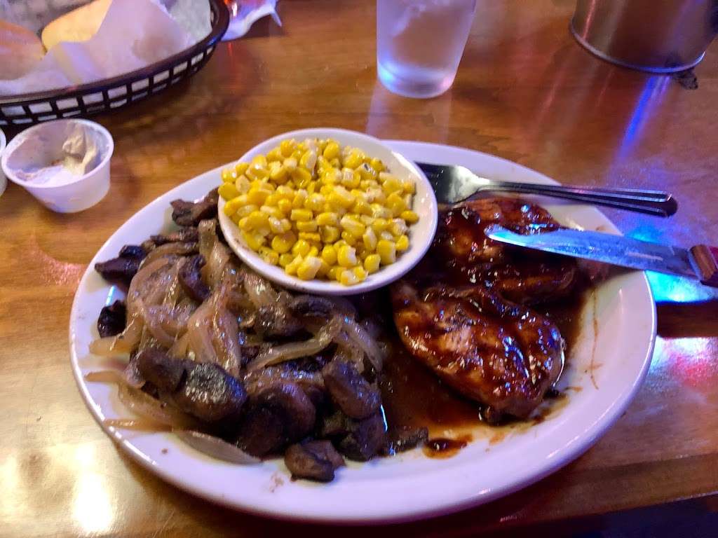 Texas Roadhouse | 9747 N Sam Houston Pkwy E, Humble, TX 77396, USA | Phone: (281) 825-3127