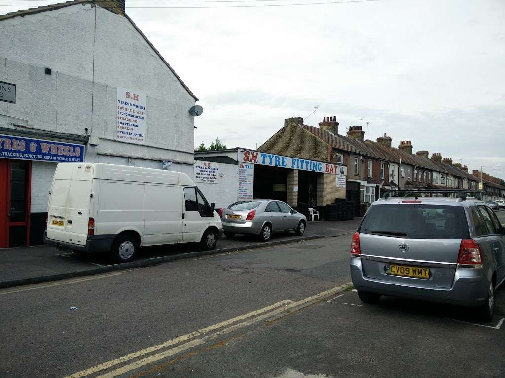 S.H. Tyres & Wheels | 131 Movers Ln, Barking IG11 7UQ, UK | Phone: 020 8591 5407