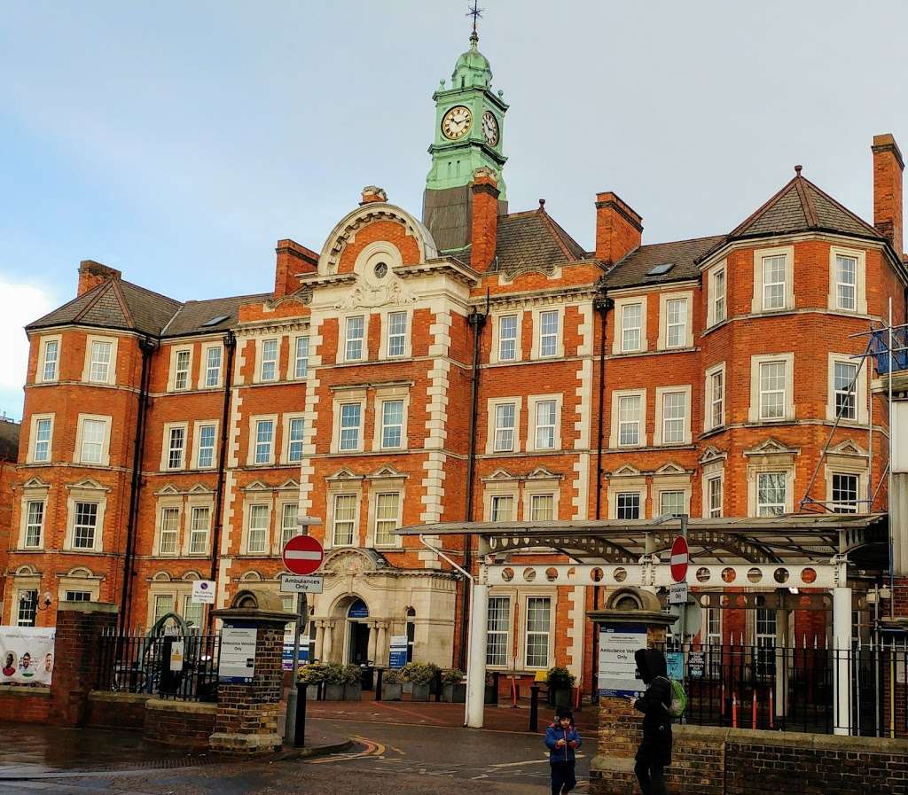 Hammersmith Hospital | 150 Du Cane Rd, Shepherds Bush, London W12 0HS, UK | Phone: 020 3313 1000