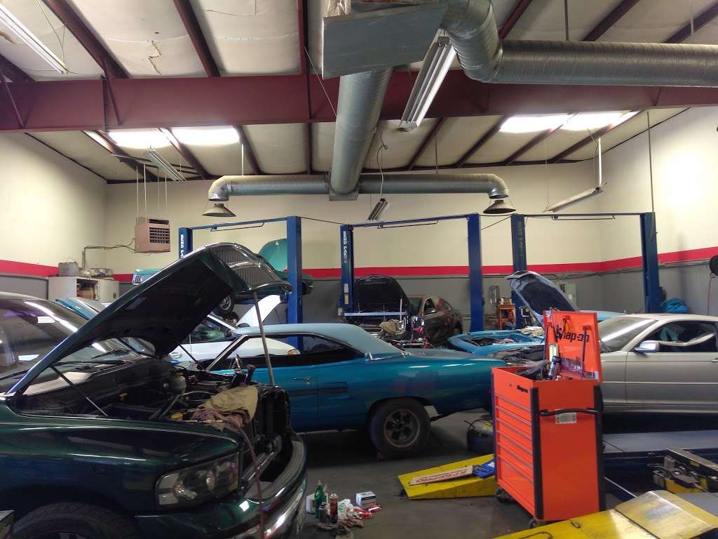 Ray And Sons Auto Repair | 160 S Lilac Ave, Rialto, CA 92376 | Phone: (909) 430-1778