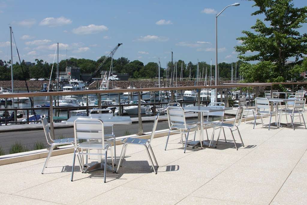 Shippan Landing | 208 Harbor Dr, Stamford, CT 06902, USA | Phone: (212) 481-1122