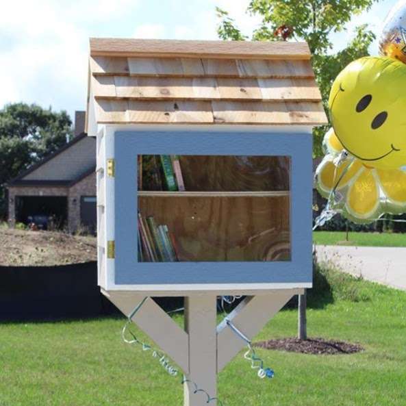 Avas Little Free Library #43915 | 10859 45th Ave, Pleasant Prairie, WI 53158, USA | Phone: (262) 818-9004