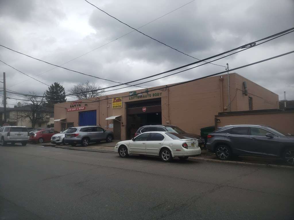 Lotte Auto Body Co. | 148 Roosevelt Pl, Palisades Park, NJ 07650, USA | Phone: (201) 585-2244