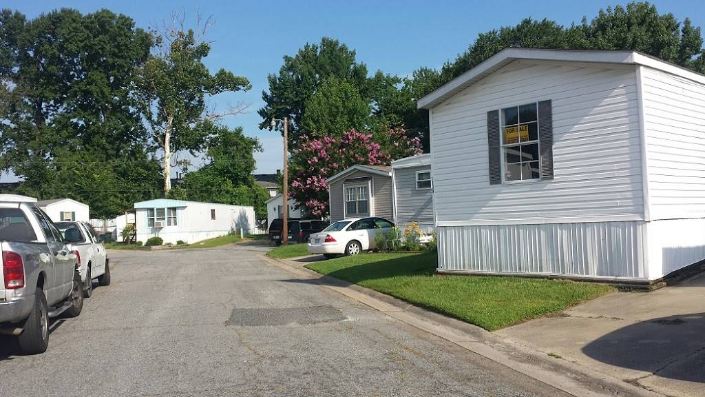 Homecrest Mobile Home Community | 1900 Coral Ave, Chesapeake, VA 23324, USA | Phone: (757) 543-1115