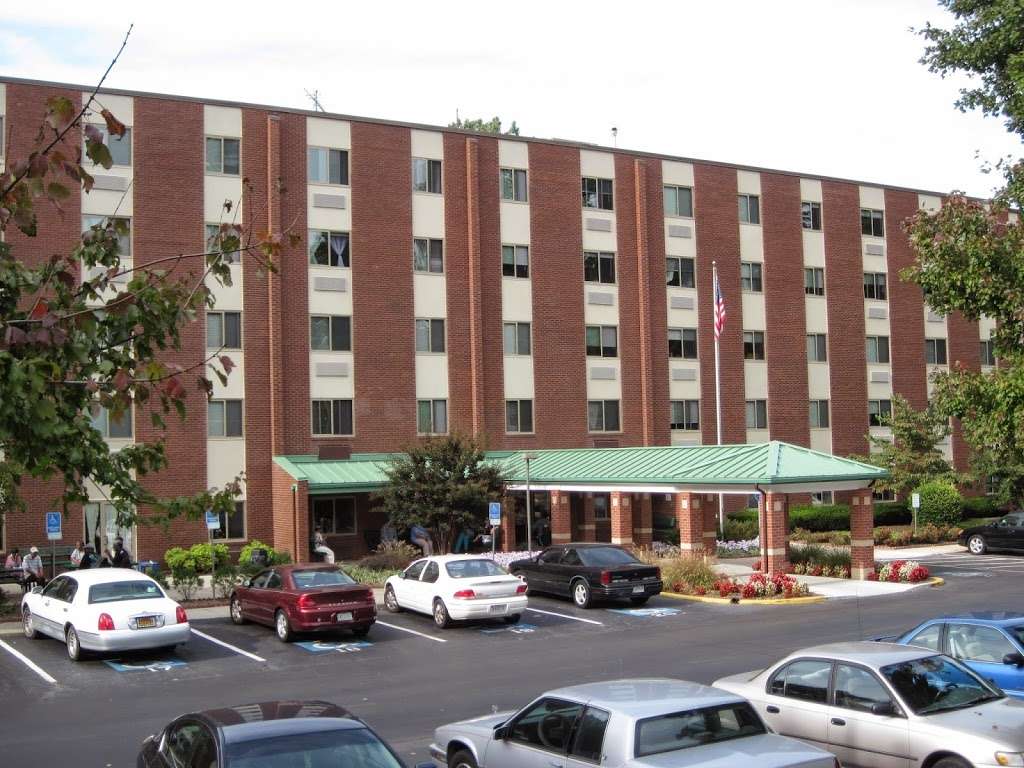 La Plata Manor Apartments | 1 Hickory Ln, La Plata, MD 20646, USA | Phone: (301) 932-1700