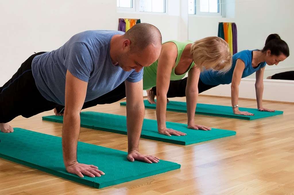 Knebworth Pilates Studio | 9 Stevenage Rd, Knebworth SG3 6AN, UK | Phone: 07887 565663