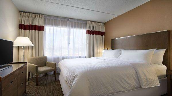 Four Points by Sheraton Raleigh North | 4400 Capital Blvd, Raleigh, NC 27604, USA | Phone: (919) 876-2211