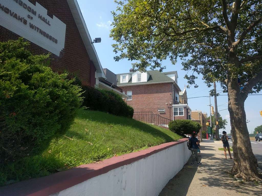 Kingdom Hall of Jehovahs Witnesses | 2988 Bruckner Blvd, The Bronx, NY 10465, USA | Phone: (718) 822-4792