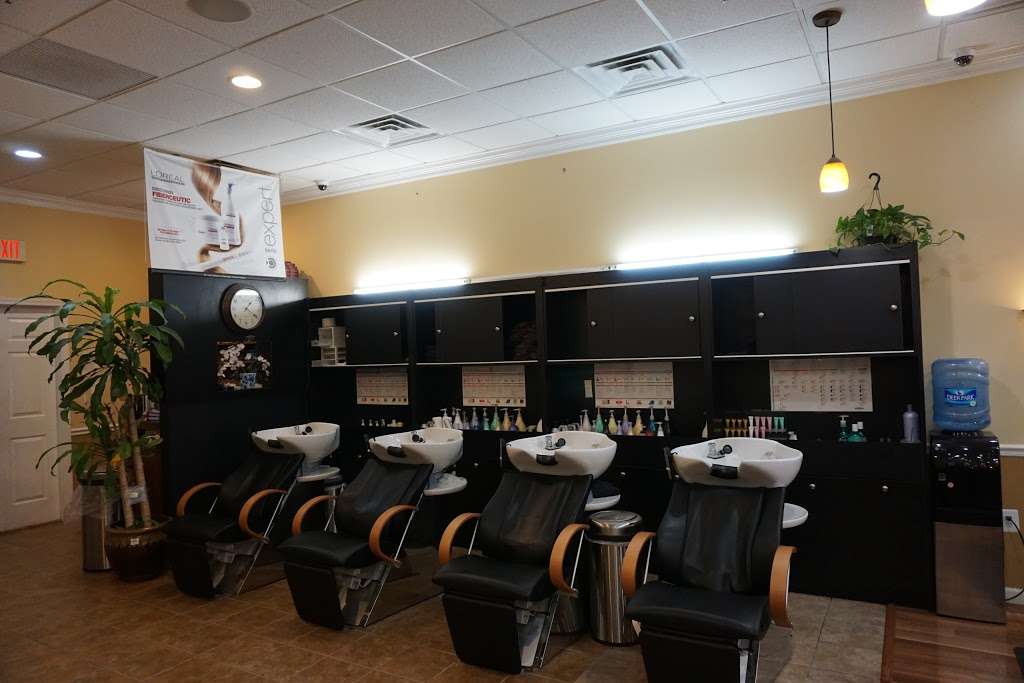 Salon Encolor | 25401 Eastern Marketplace Plaza suite 140, Chantilly, VA 20152, USA | Phone: (703) 542-2445