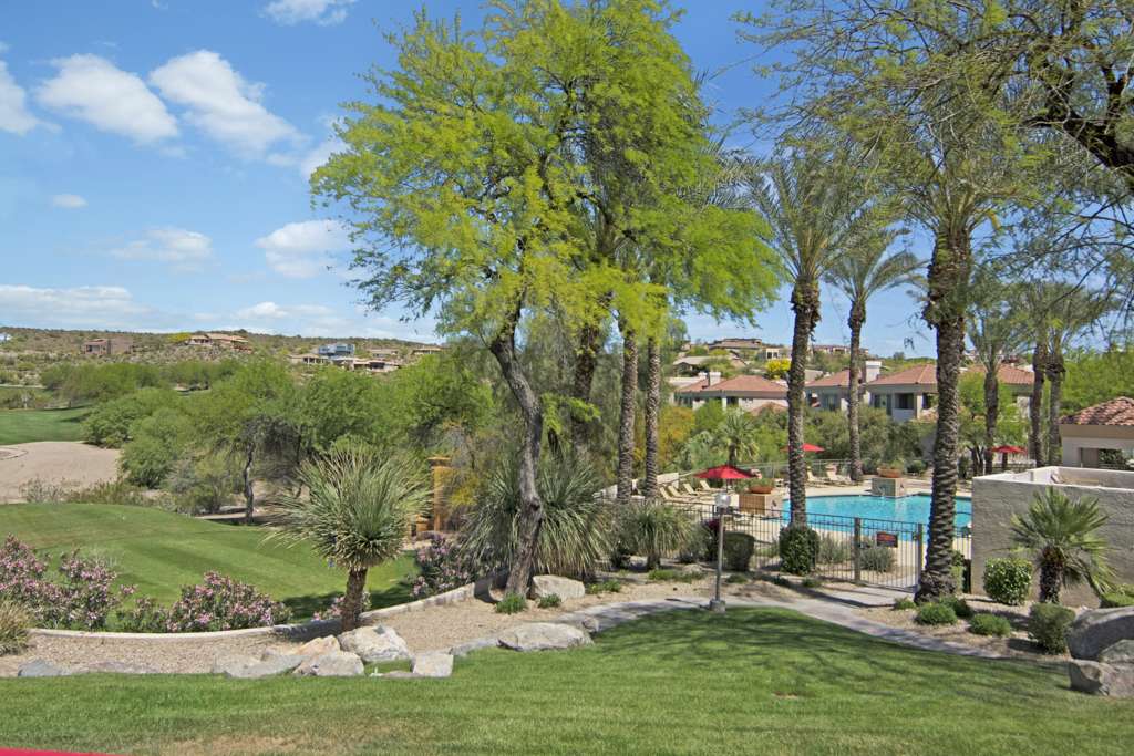 Mirador Apartments | 1550 E Thunderbird Rd, Phoenix, AZ 85022 | Phone: (928) 227-1135