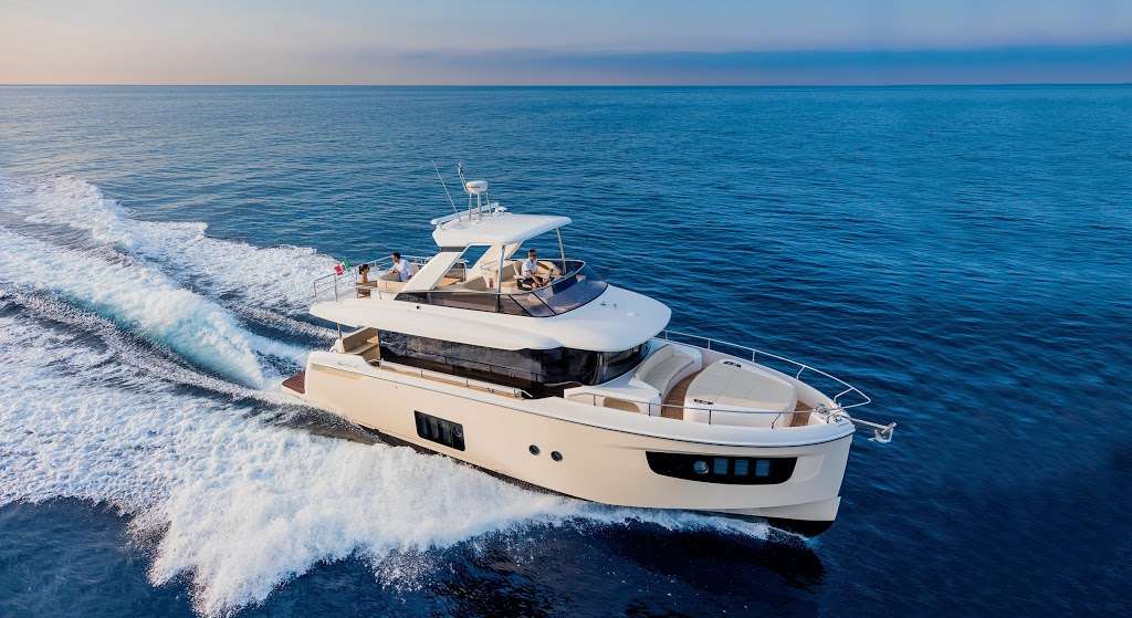 Grande Yachts International - Dania Beach | 821 NE 3rd St, Dania Beach, FL 33004, USA | Phone: (954) 606-0445