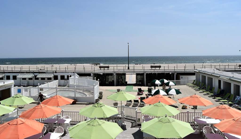 Inwood Beach Club | 1795 Ocean Blvd, Atlantic Beach, NY 11509, USA | Phone: (516) 239-4922