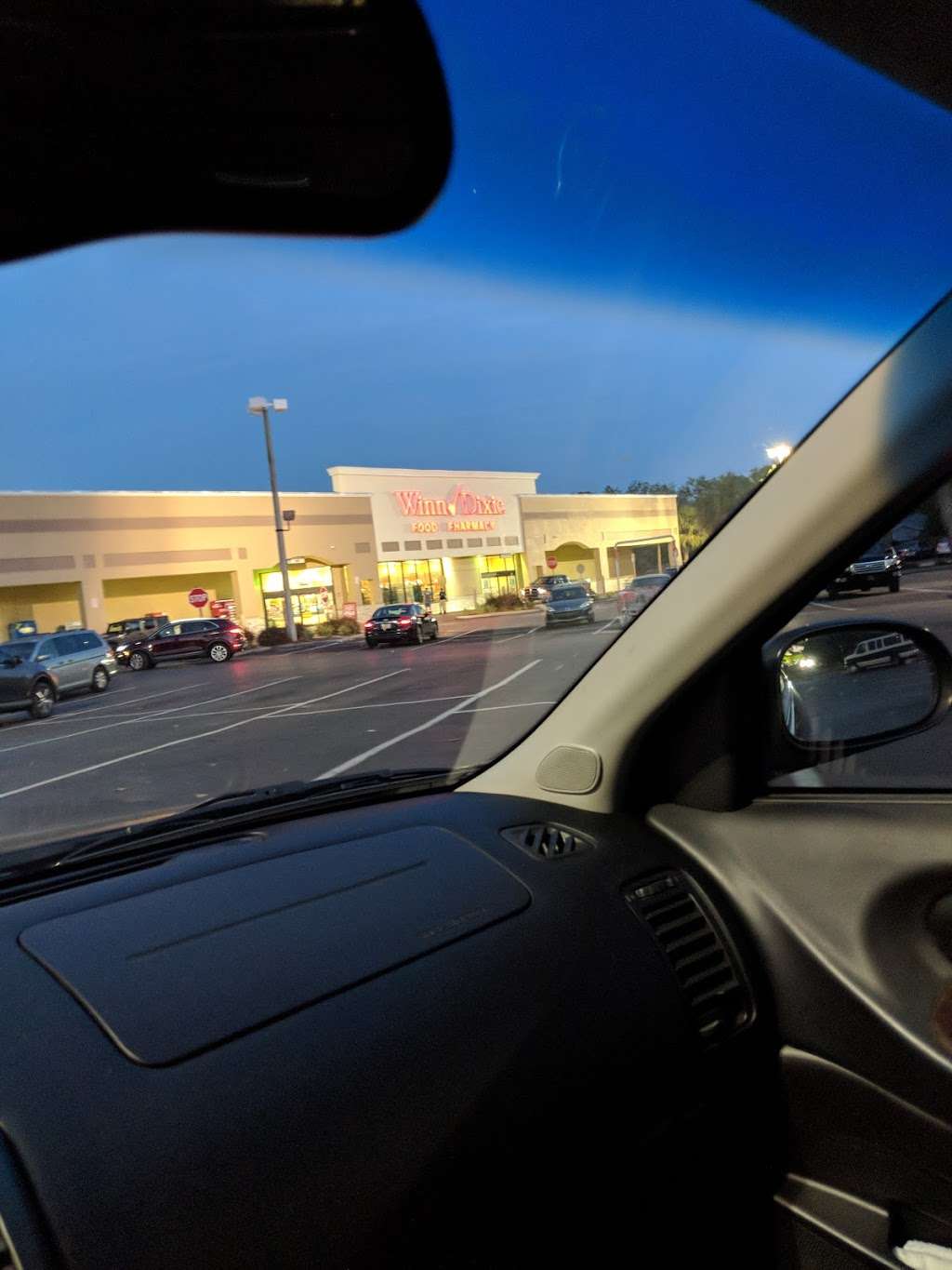 Lockwood Village Shopping Center | 1009 Lockwood Blvd, Oviedo, FL 32765, USA | Phone: (407) 977-6464