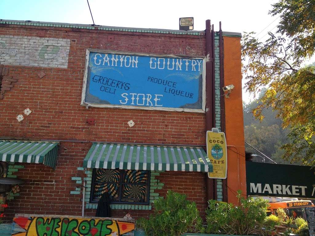 Canyon Country Store | 2108 Laurel Canyon Blvd, Los Angeles, CA 90046, USA | Phone: (323) 654-8091