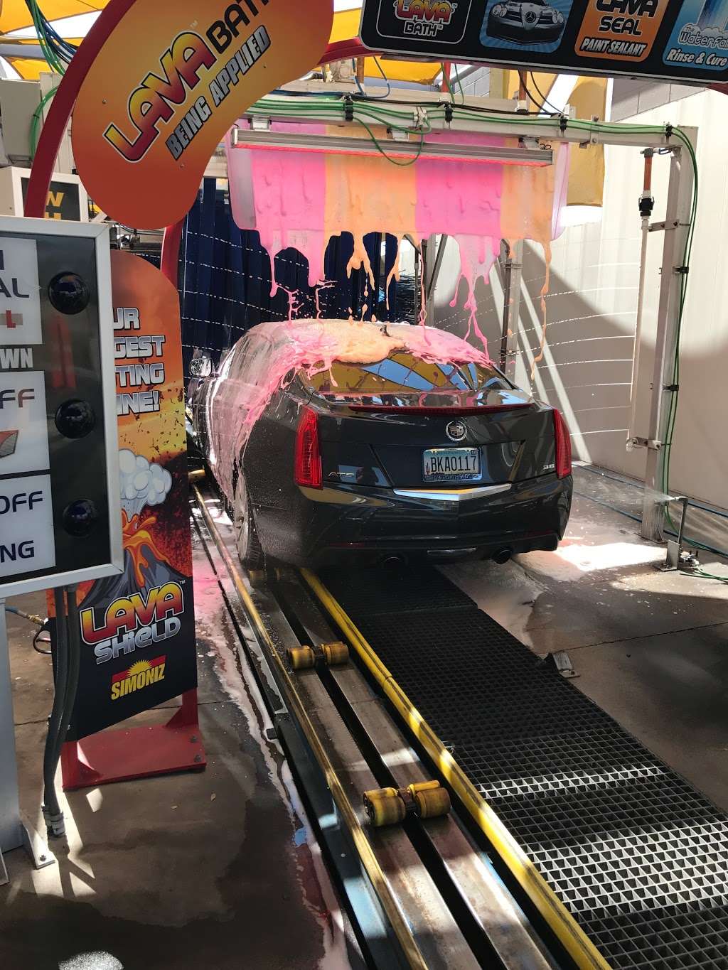 Fast & Friendly Express Carwash | 12170 N El Mirage Rd, El Mirage, AZ 85335 | Phone: (623) 223-1382