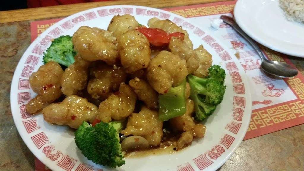 Great Wall Chinese | 1200 Dexter St # W1, Fort Lupton, CO 80621 | Phone: (303) 857-8887