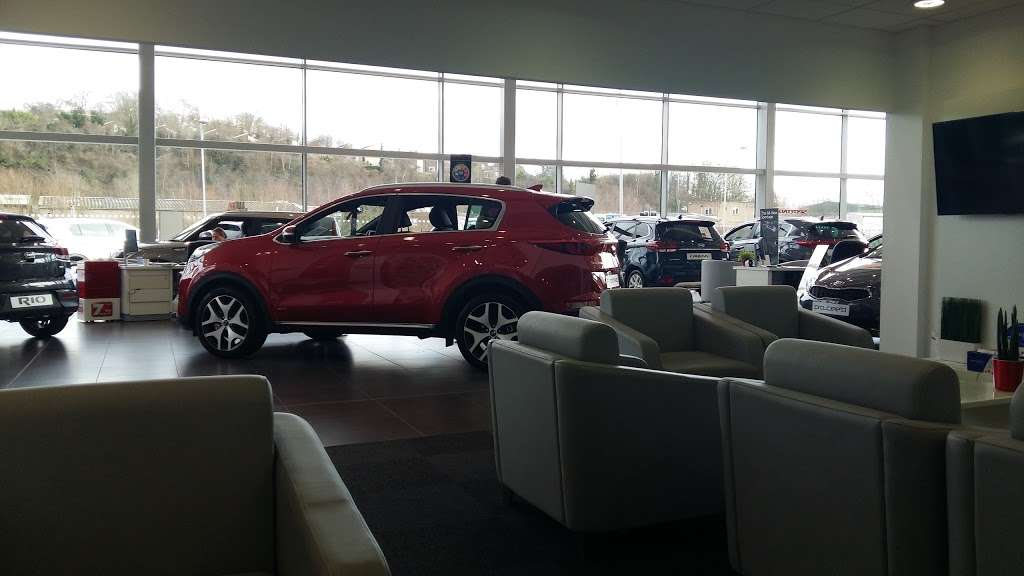 Beadles KIA Coulsdon | Gateway Business Park, Coulsdon CR5 2AR, UK | Phone: 020 8645 0111