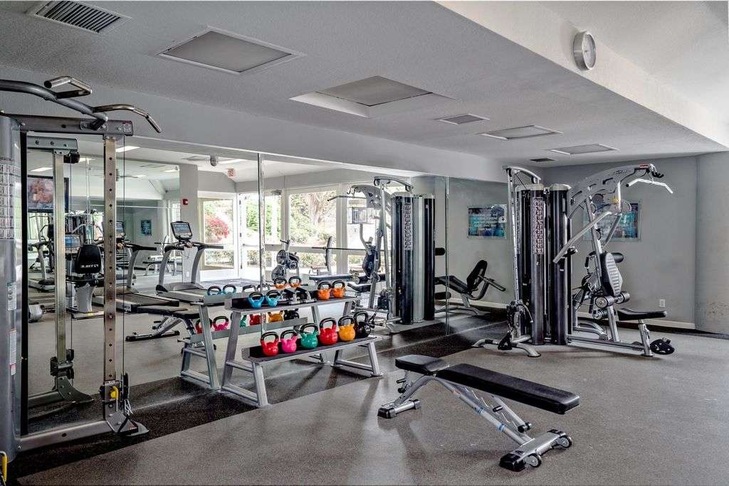 Janny.Fitness | Artisan Dr, Laguna Beach, CA 92651, USA | Phone: (801) 380-1729