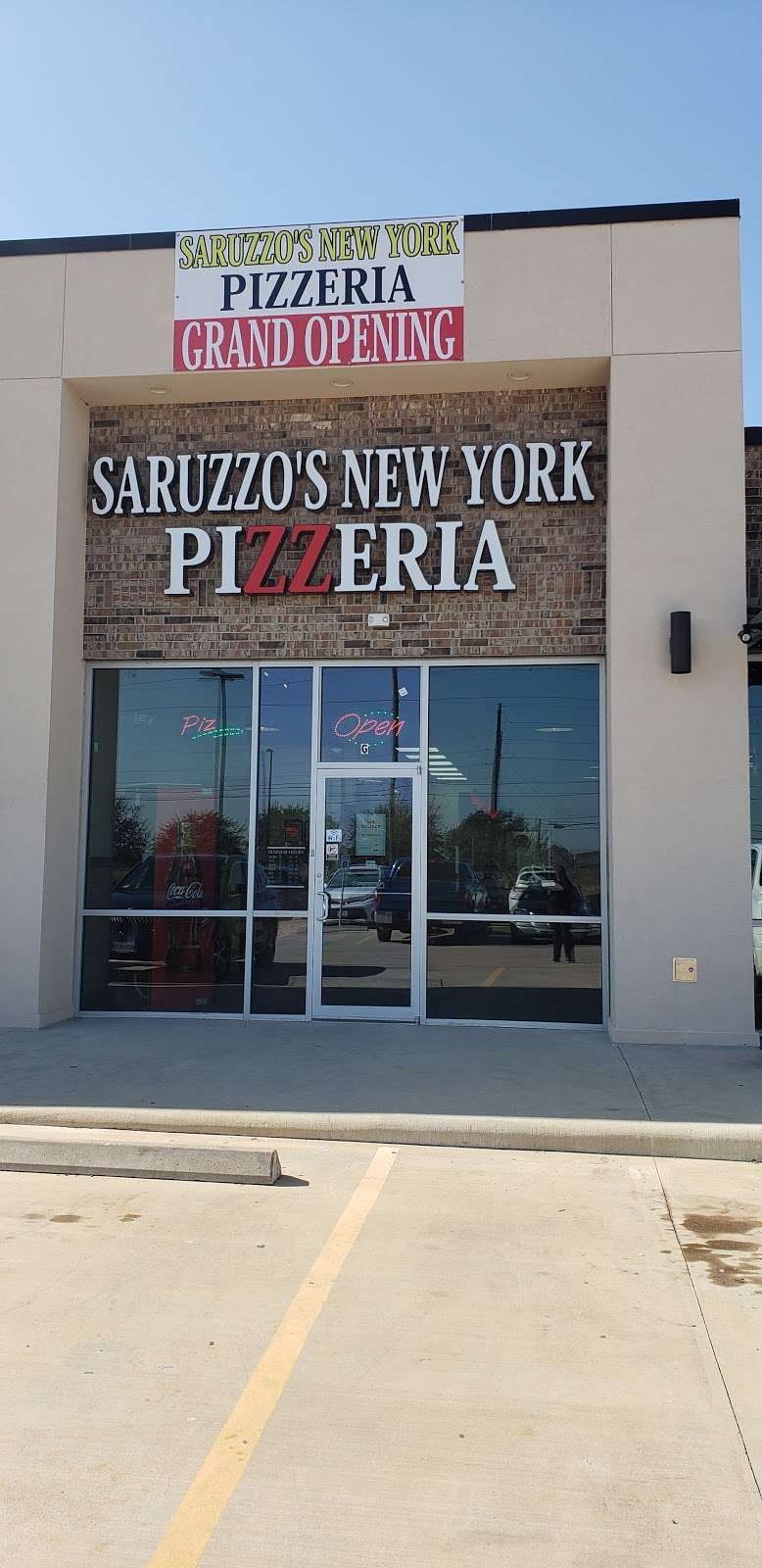 Saruzzos New York Pizzeria | 8620 Grand Mission Blvd Ste. G, Richmond, TX 77407, USA | Phone: (346) 239-2555