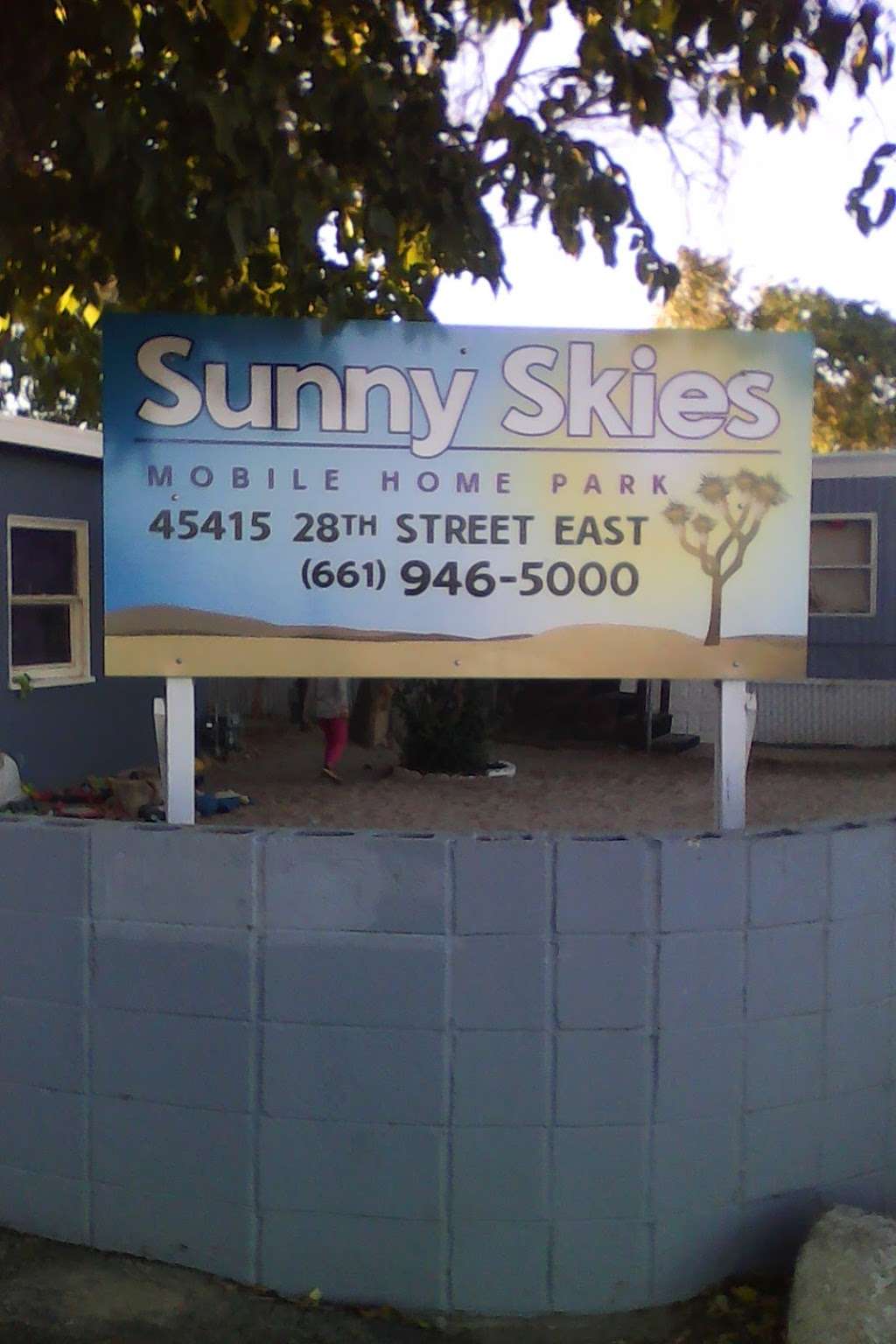 Sunny Skies Mobile Home Park | 45415 28th St E, Lancaster, CA 93535 | Phone: (661) 946-1877