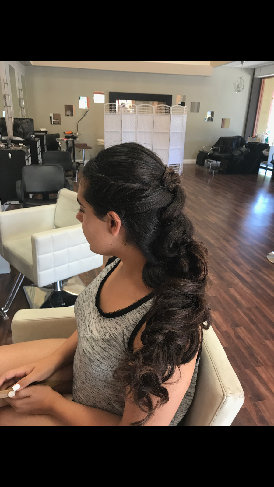 Roses hair studio blowdry bar | 707 Foothill Blvd, La Cañada Flintridge, CA 91011, USA | Phone: (818) 864-6700