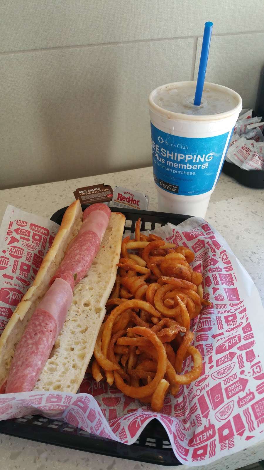 Jack in the Box | 2511 E Lakeshore Dr, Lake Elsinore, CA 92530, USA | Phone: (951) 674-6472