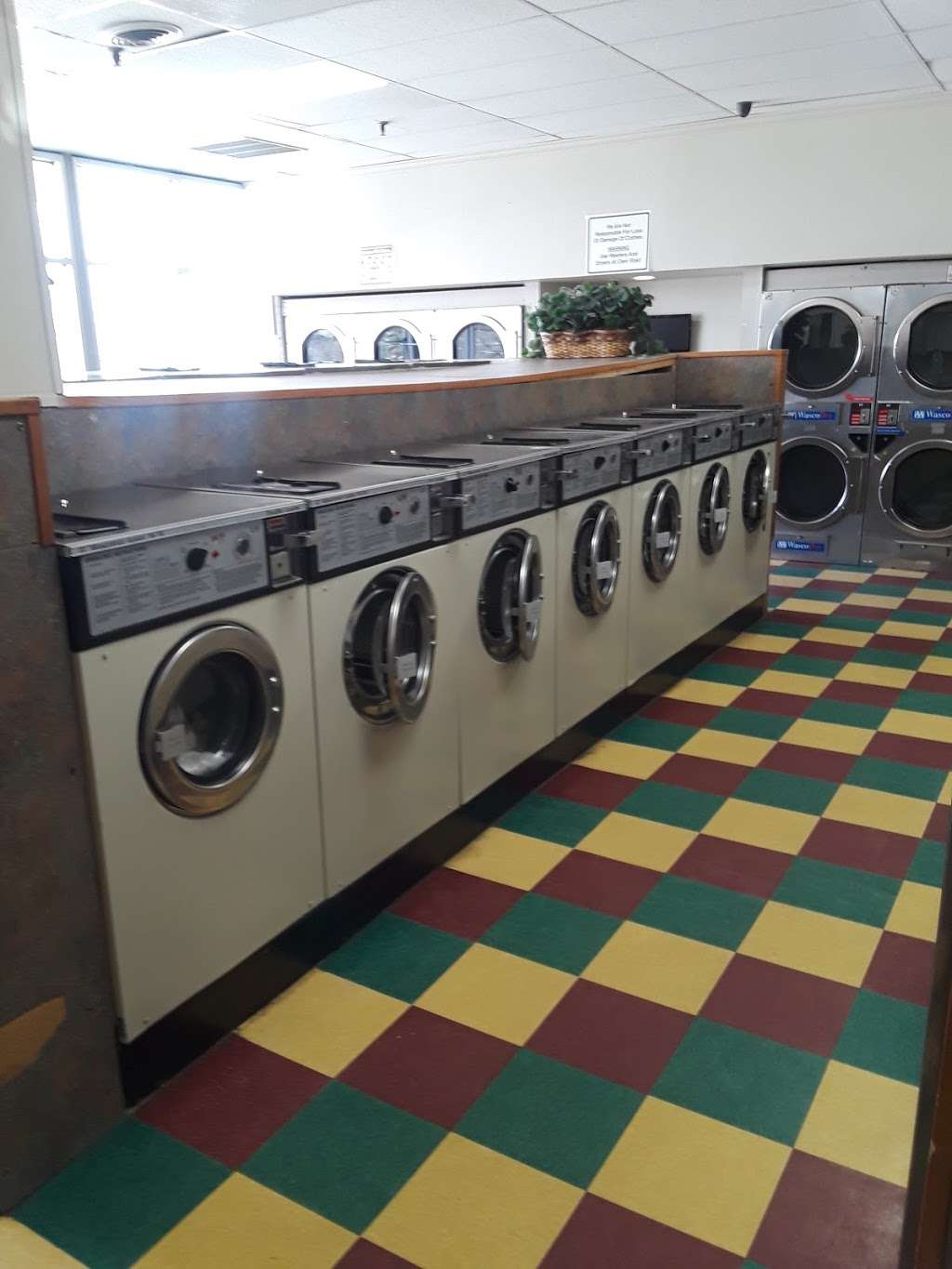 Justice Laundromat LLC | 8523 S 88th Ave, Justice, IL 60458, USA | Phone: (708) 929-4151