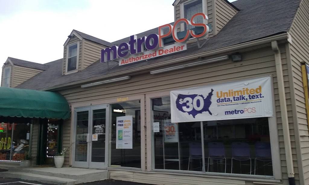 Metro by T-Mobile | 2840 Waughtown St, Winston-Salem, NC 27107, USA | Phone: (336) 602-1035