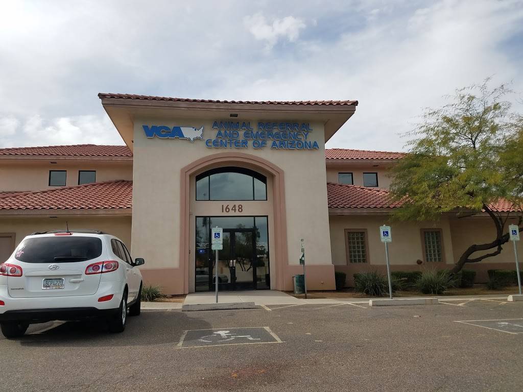 VCA Animal Referral and Emergency Center of Arizona | 1648 N Country Club Dr, Mesa, AZ 85201, USA | Phone: (480) 898-0001