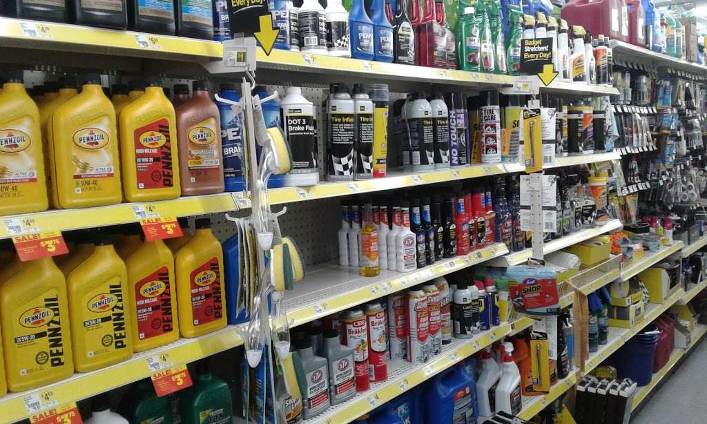 Dollar General | 649 N Wabash Ave, Lakeland, FL 33815, USA | Phone: (863) 274-1681