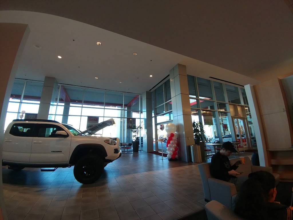 David Wilsons Toyota of Las Vegas | 3255 E Sahara Ave, Las Vegas, NV 89104, USA | Phone: (702) 457-2000