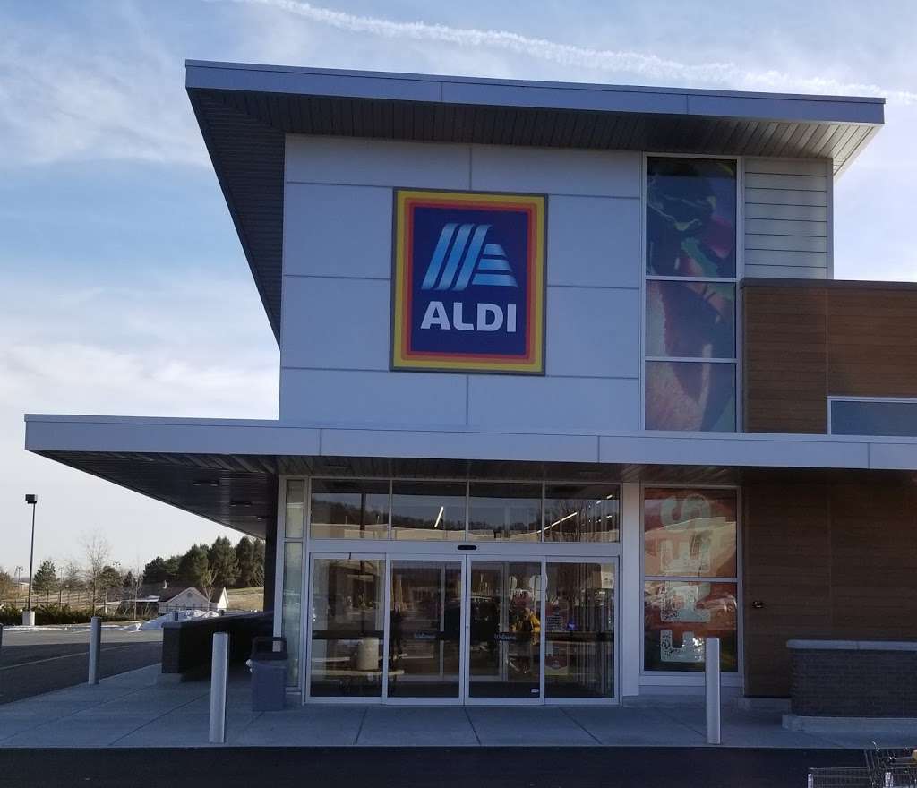 ALDI | 15 Wilderness Trail, Hamburg, PA 19526, USA | Phone: (855) 955-2534