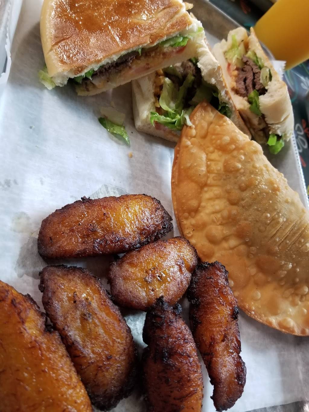 Los Autenticos Cuban cafe | 7339 E Colonial Dr st 1, Orlando, FL 32807, USA | Phone: (407) 282-2322