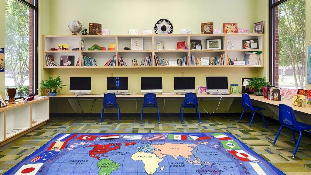 Casa Dei Bambini Montessori Riverstone | 20211 University Blvd, Missouri City, TX 77459, USA | Phone: (281) 261-2272