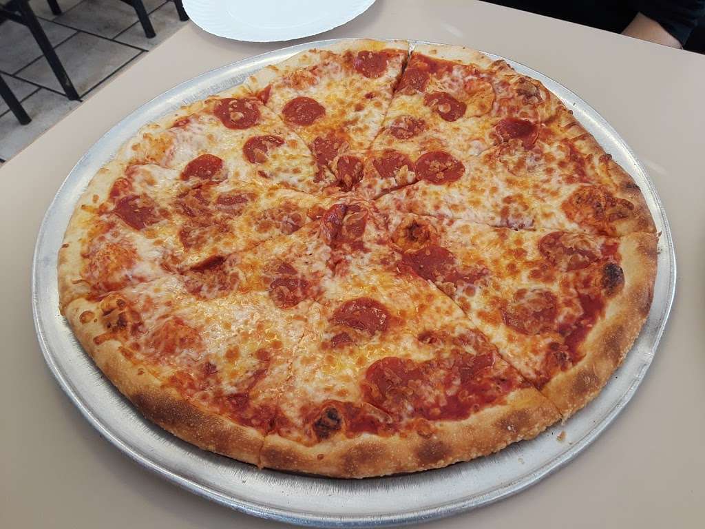 Vitos Original Pizza | 110 MO-7, Blue Springs, MO 64014, USA | Phone: (816) 220-3445