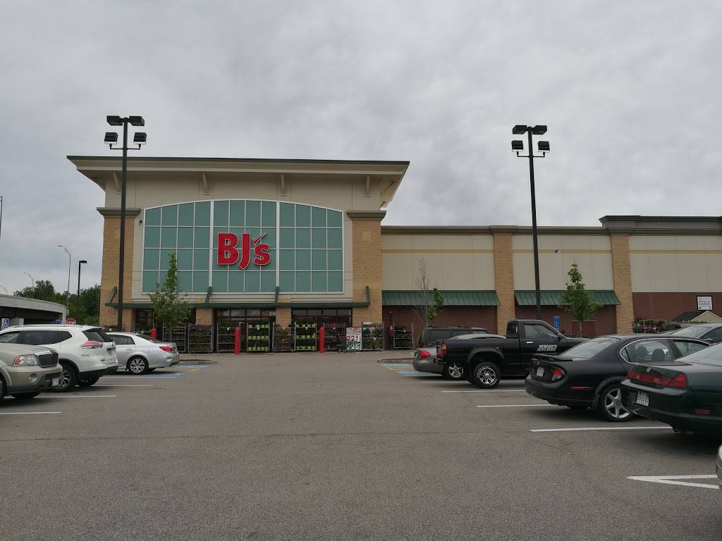 BJs Wholesale Club | 200 Crown Colony Dr, Quincy, MA 02169, USA | Phone: (857) 403-2002