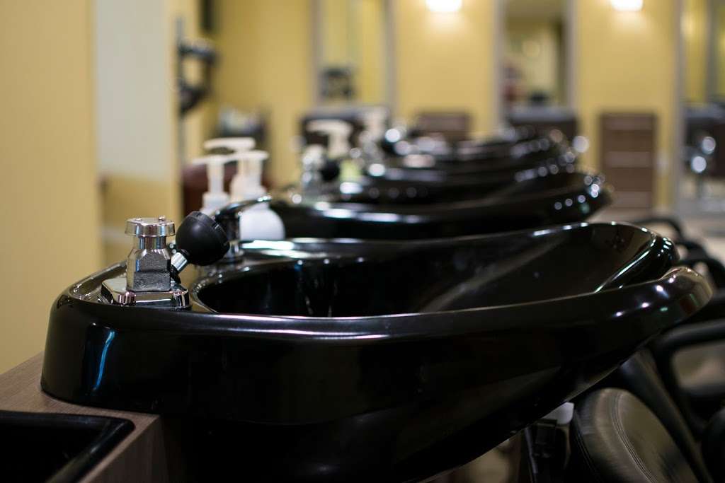 Style Masters Salon | 549 Lancaster Ave, Malvern, PA 19355, USA | Phone: (610) 640-0677